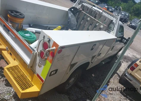 2016 Ford Super Duty F-250 Srw Xl z USA, uszkodzony, nr VIN 1FDBF2B61GEC75423